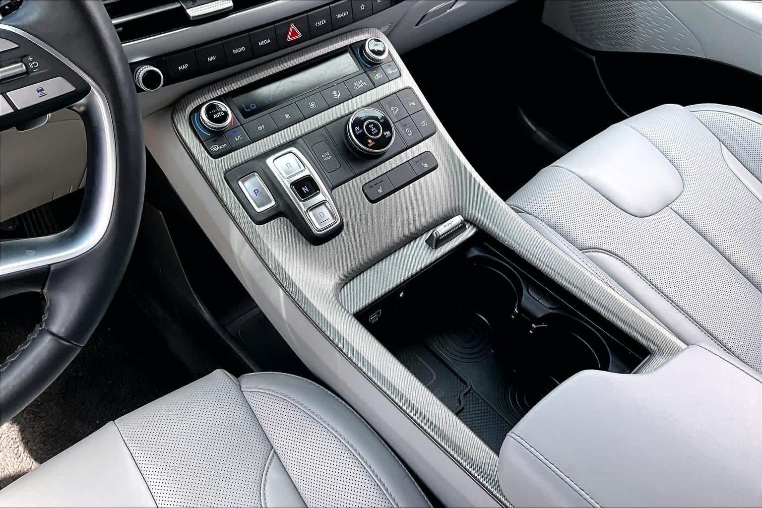 Used 2025 Typhoon Silver Hyundai SEL image 17