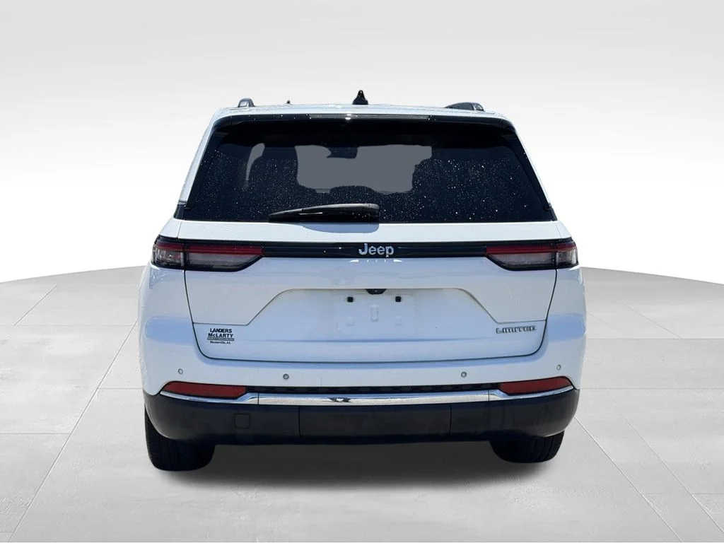 Used 2022 White Jeep Limited image 23