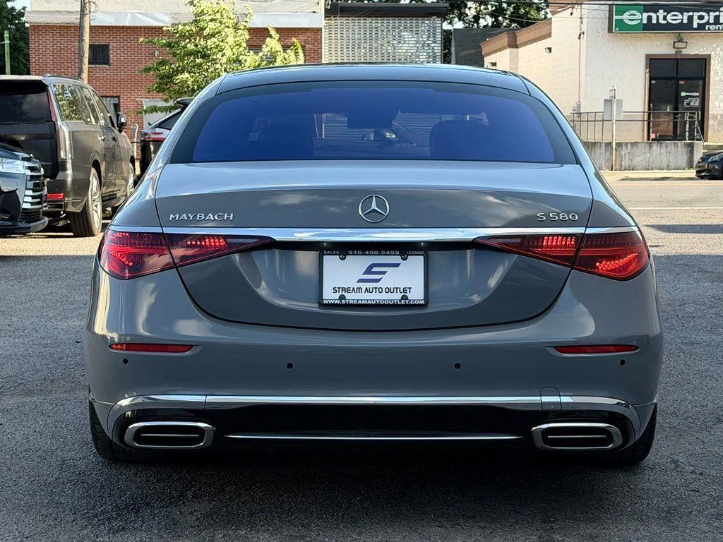 Used 2022 Gray Mercedes-Benz Maybach S 580 image 8