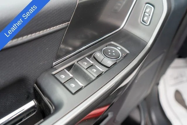 Used 2022 Red Ford XLT image 16