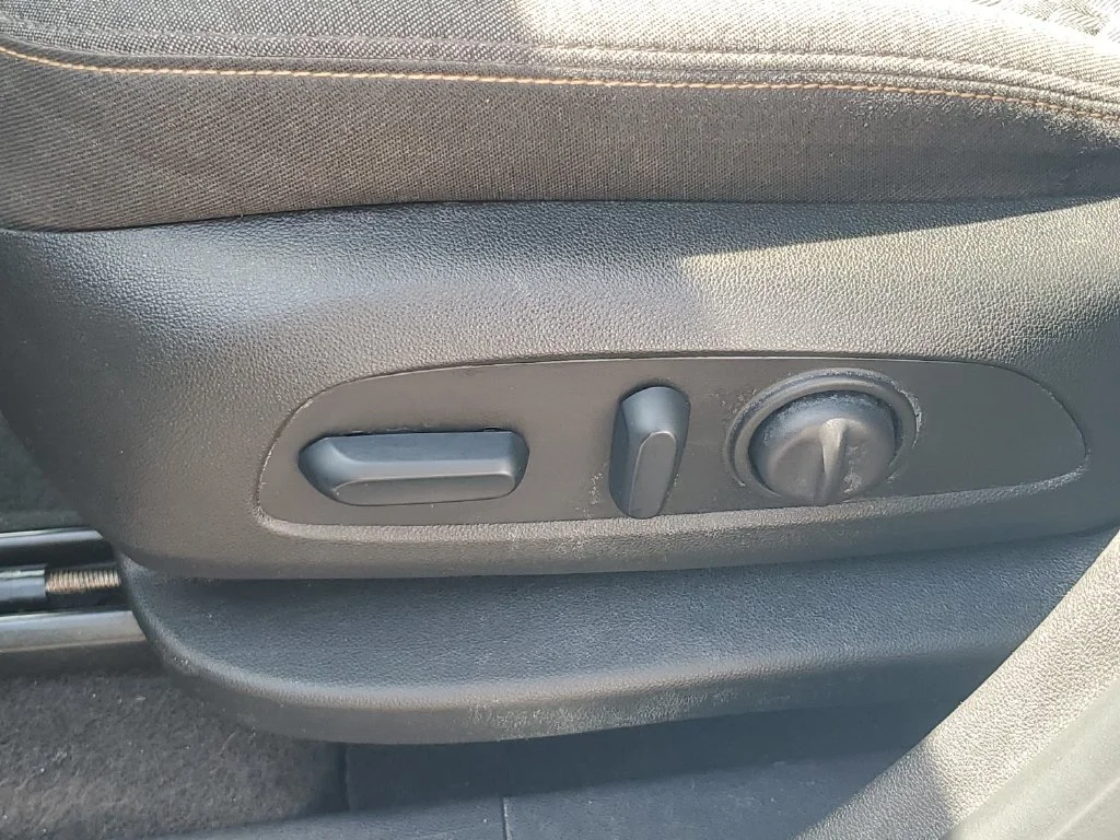 Used 2024 White Chevrolet LT image 16