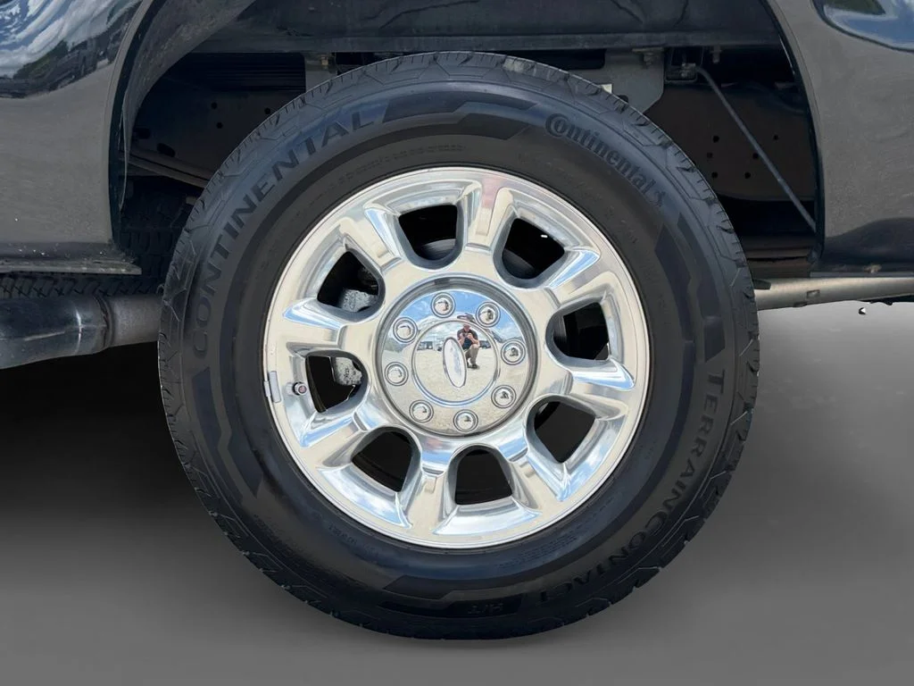 Used 2011 Black Ford XLT image 10
