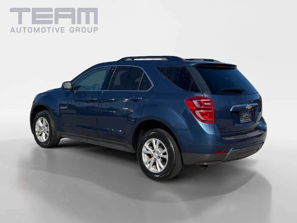 Used 2016 PATRIOT BLUE METALLIC Chevrolet LT image 5