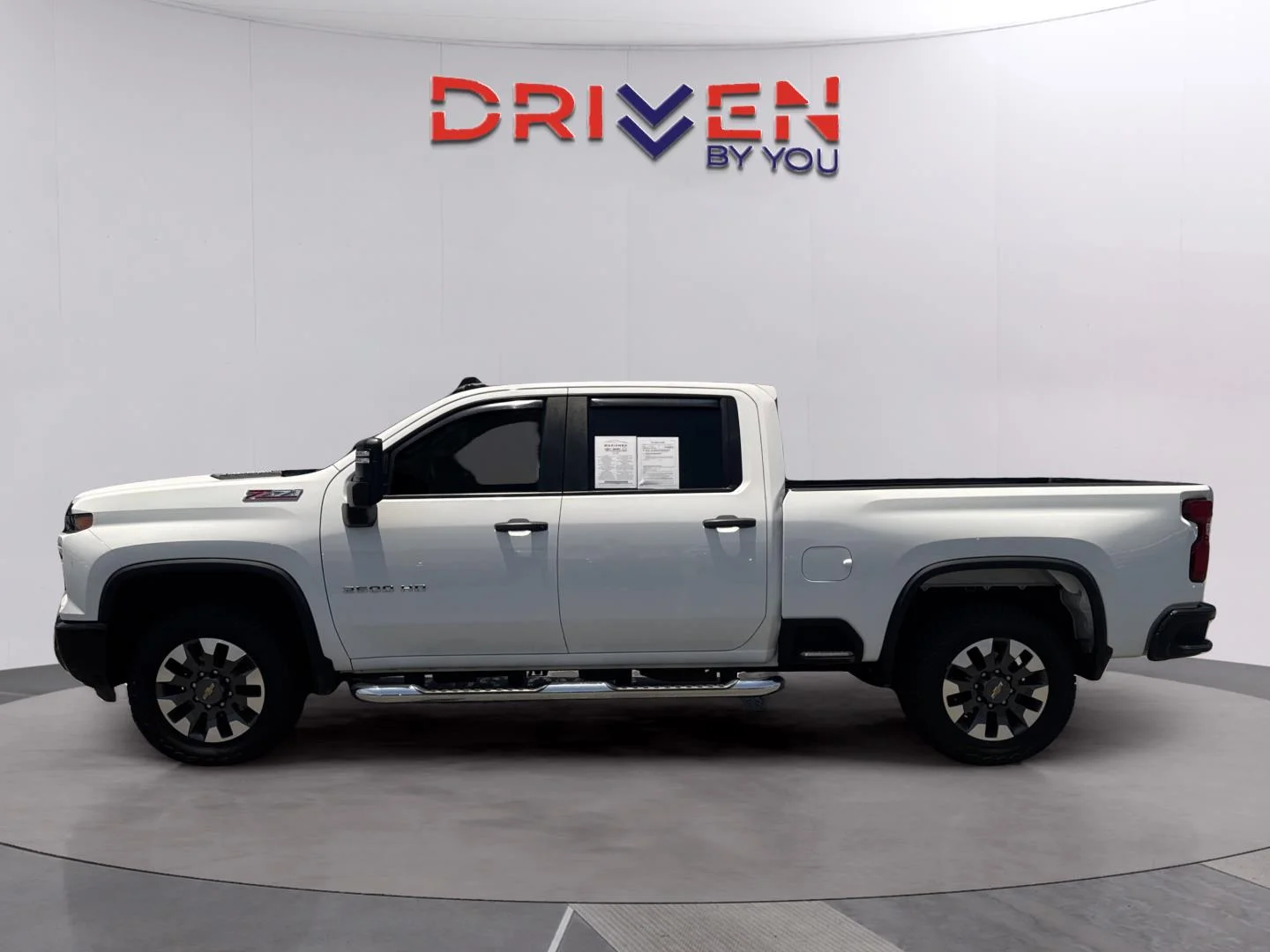 Used 2024 Summit White Chevrolet Custom image 2