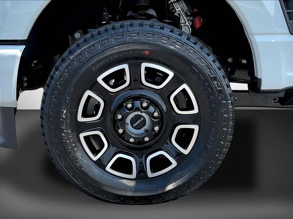 New 2026 Avalanche Ford F-250® Platinum® image 13