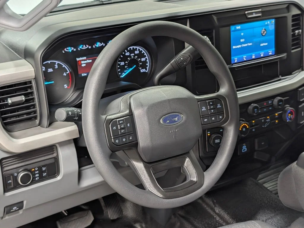 New 2026 Oxford White Ford F-450® XL image 11