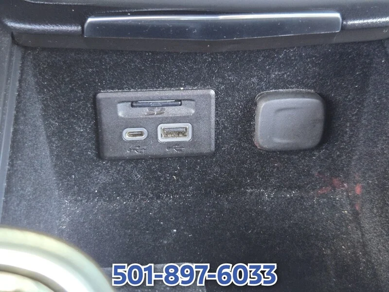 Used 2020 Shadow CADILLAC AWD 4DR SPORT image 24