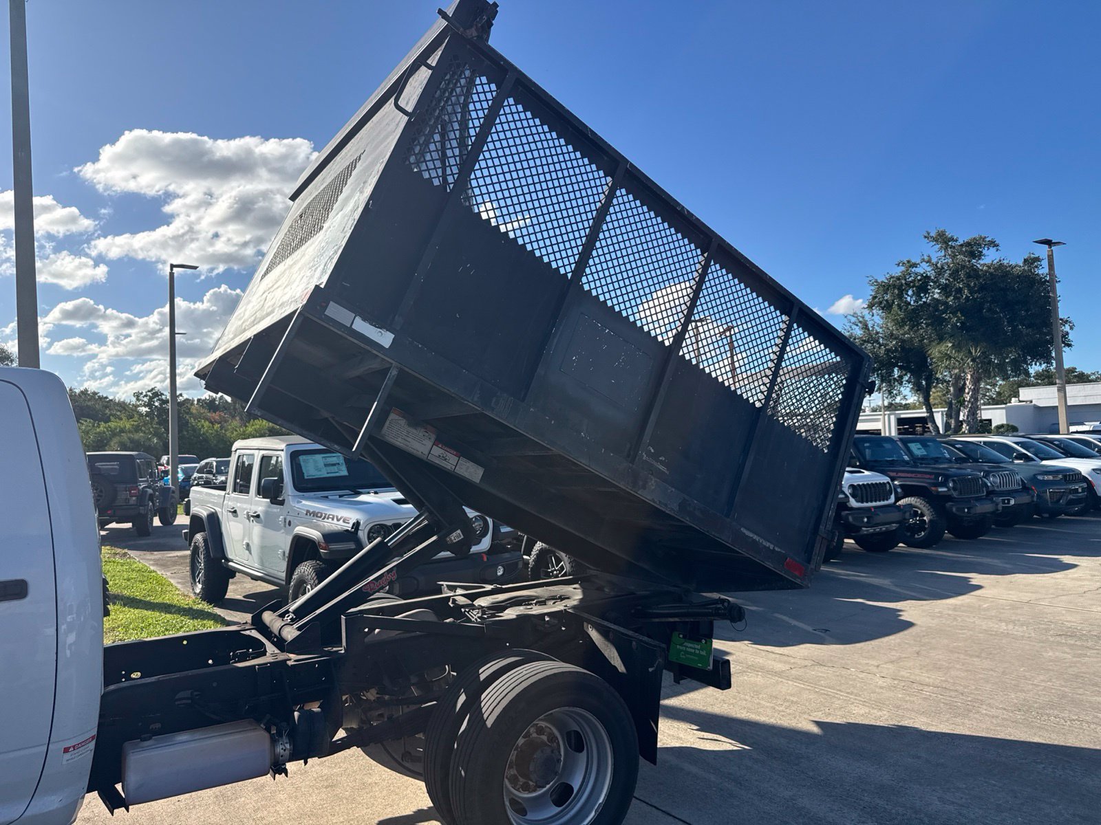 Used 2017 White Ram Tradesman image 50