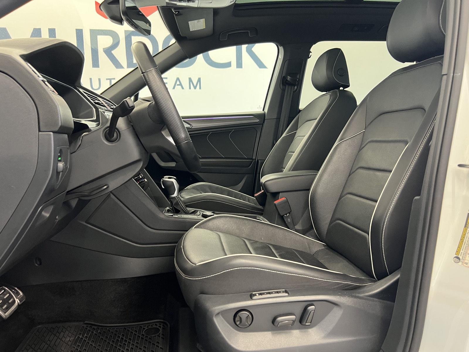 2023 Volkswagen Tiguan SEL R-LINE - Photo 12