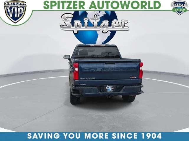 Used 2019 Blue Chevrolet RST image 8