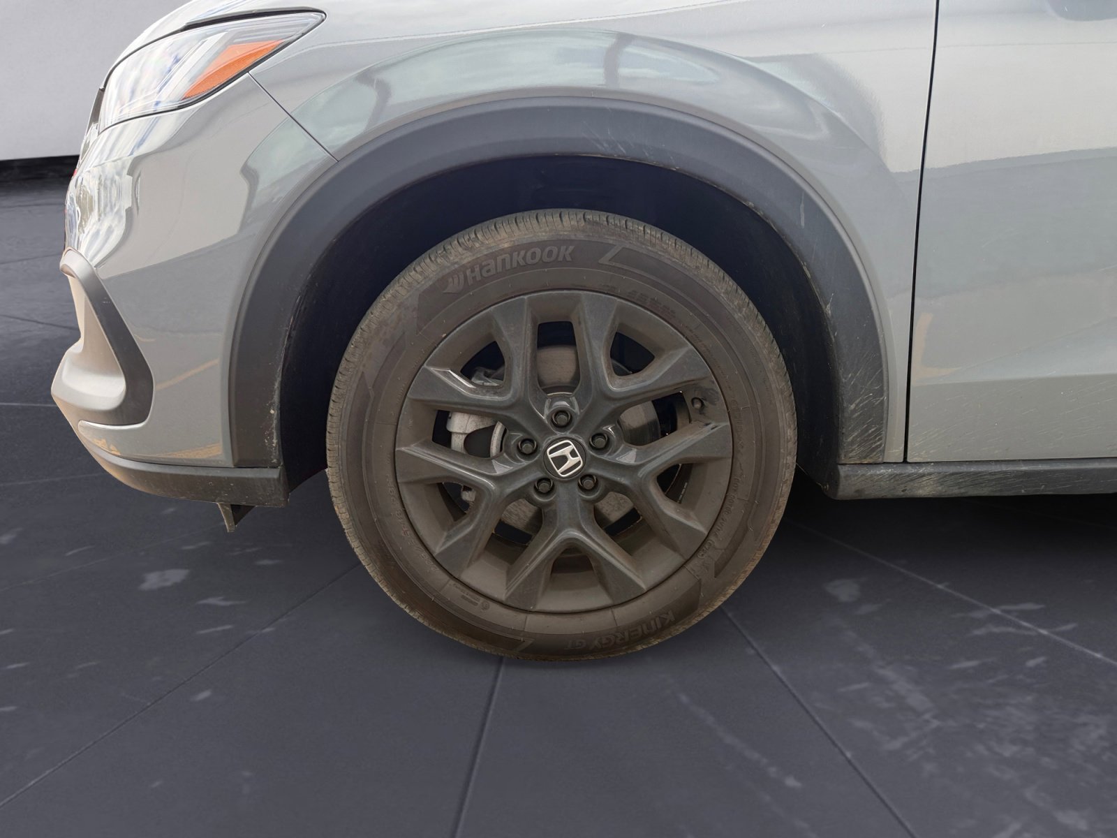 Used 2025 Urban Gray Pearl Honda Sport image 37
