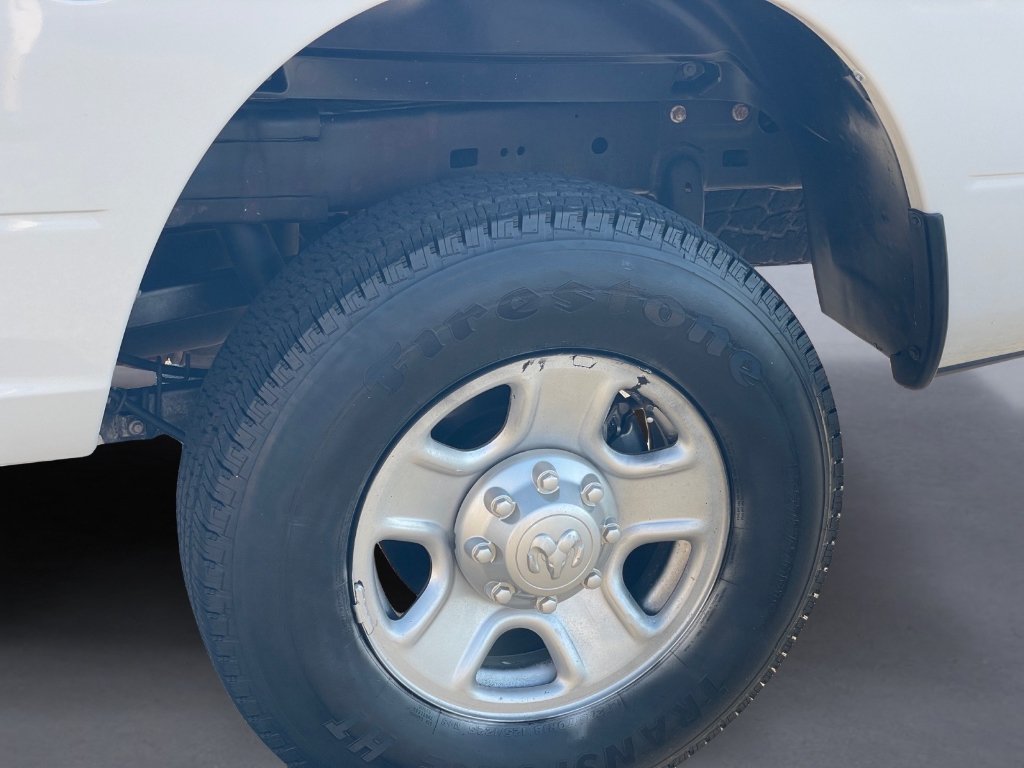 Used 2015 Bright White Clearcoat Ram Tradesman image 24