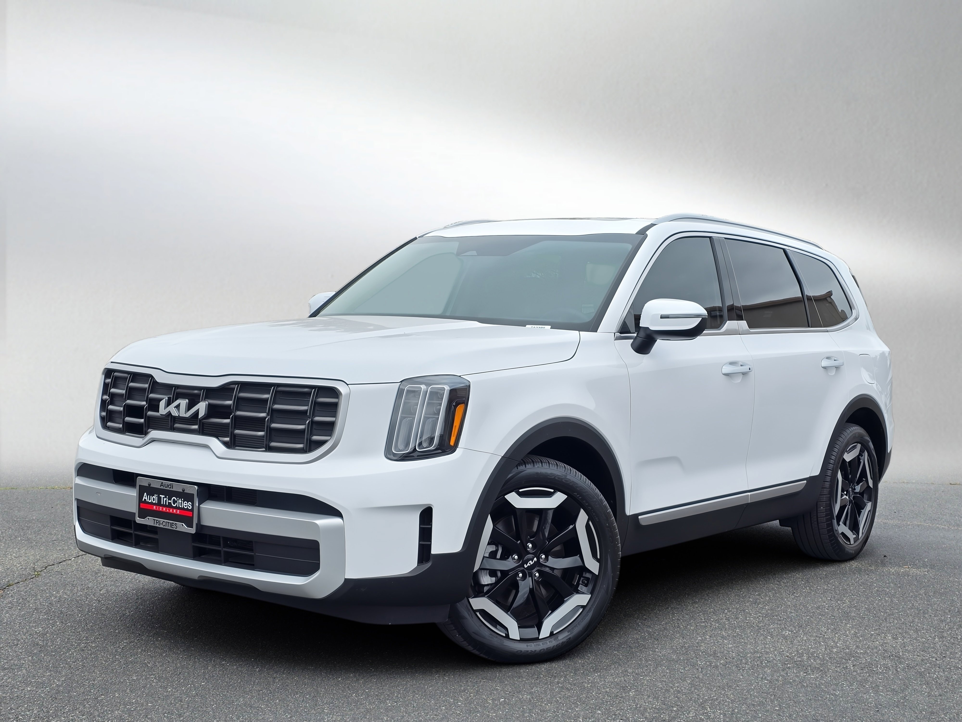 2025 Kia Telluride S AWD's photo
