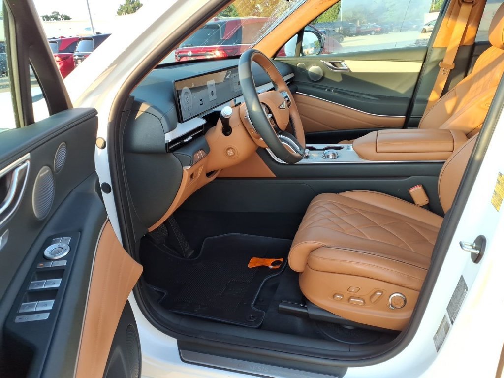 Used 2025 Uyuni White Genesis 3.5T Prestige image 19