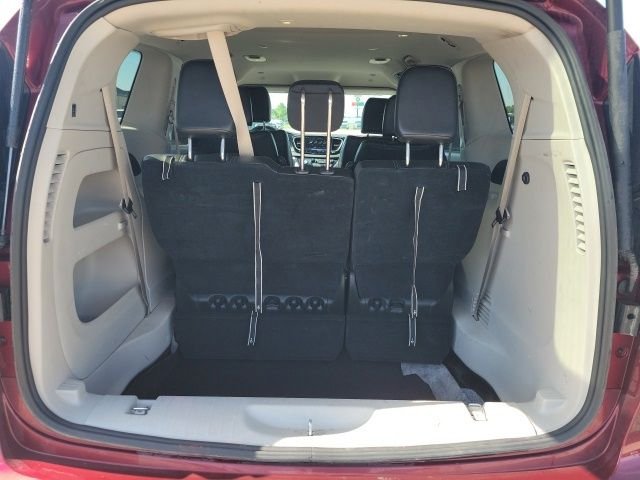 Used 2023 Velvet Chrysler Touring L image 25