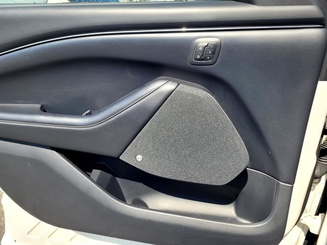 Used 2021 White Ford Premium image 15