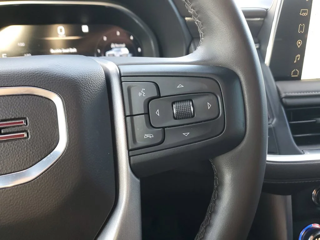 Used 2023 Onyx Black GMC SLT image 25