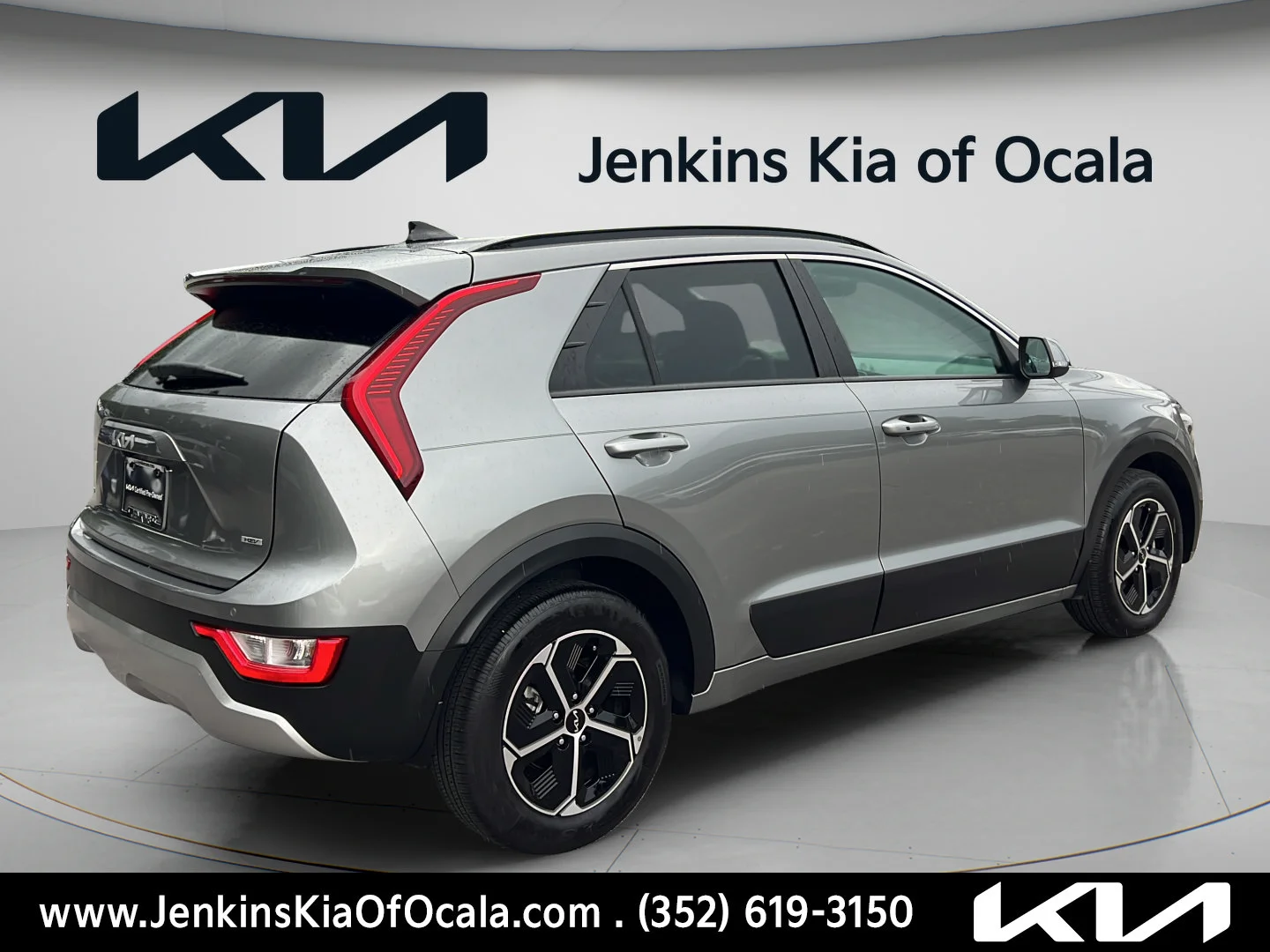 Used 2024 Steel Gray Kia EX image 3