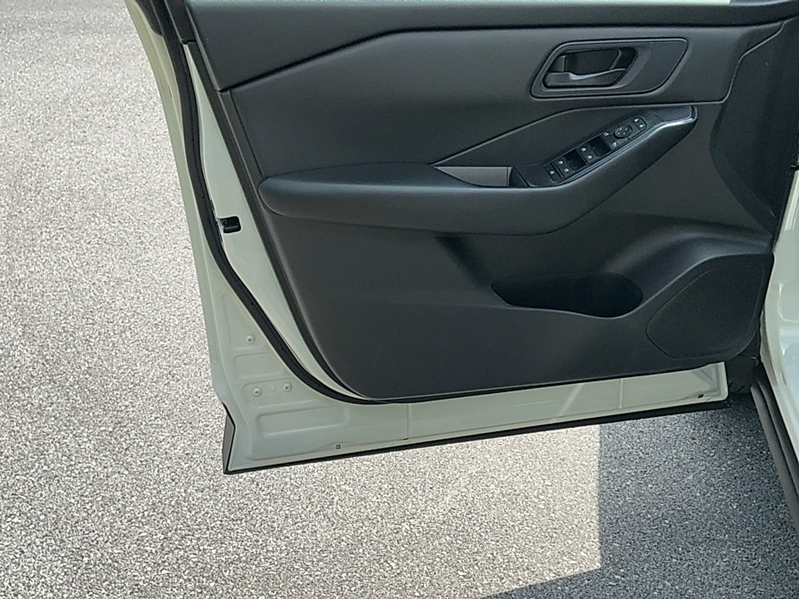 Used 2024  Nissan S Intelligent AWD image 6