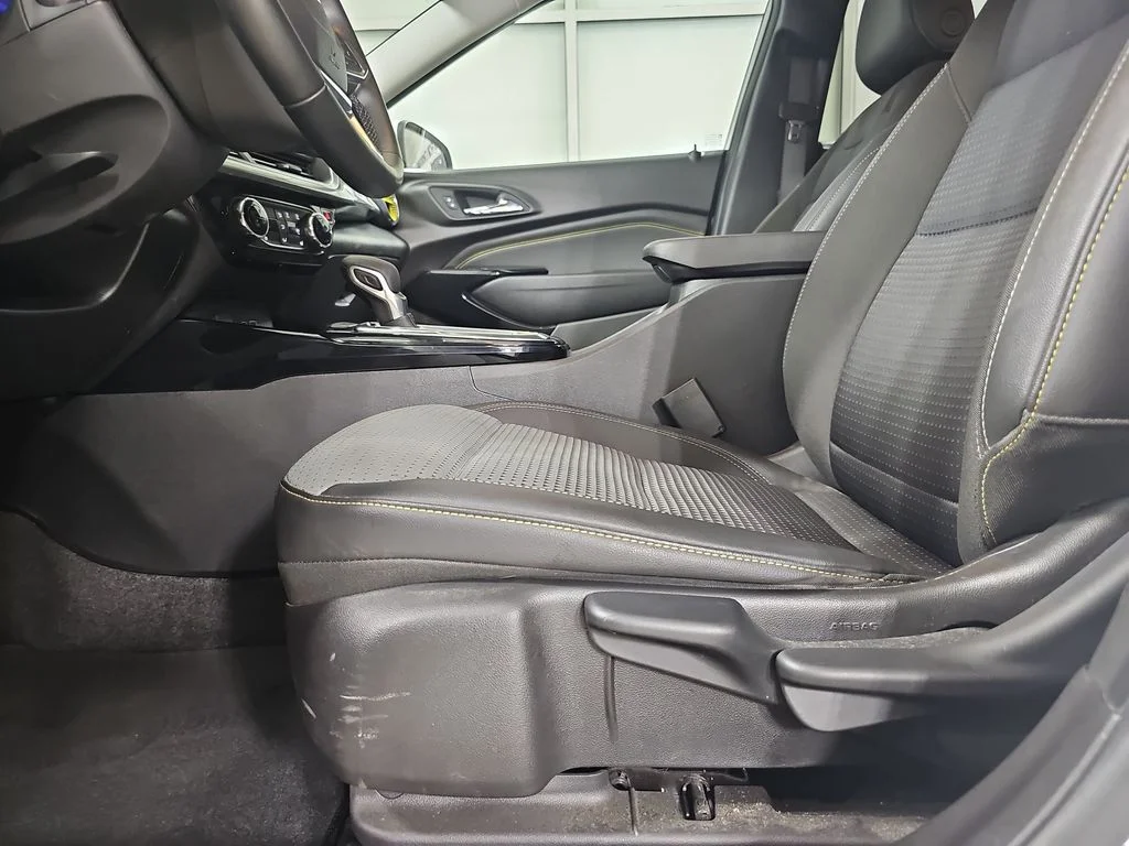 Certified Used 2025 White Chevrolet LT image 33