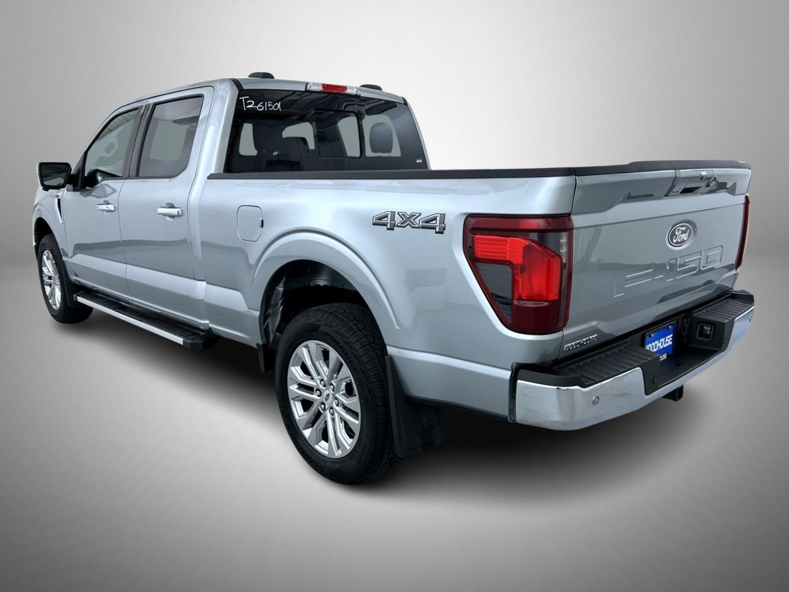 New 2026 Iconic Silver Metallic Ford XLT image 7