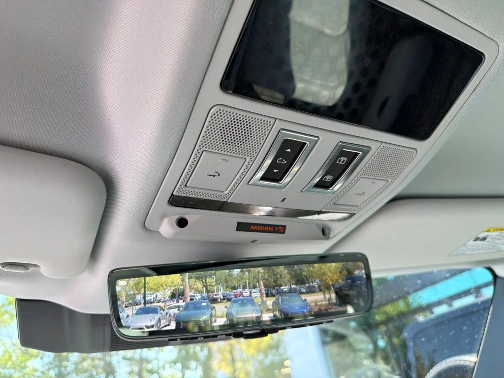 Used 2026 Black Land Rover X-Dynamic SE image 13