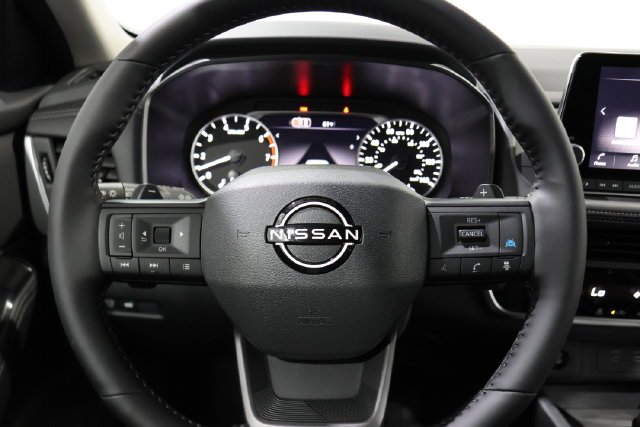 2026 Nissan Rogue Dark Armor - Photo 19