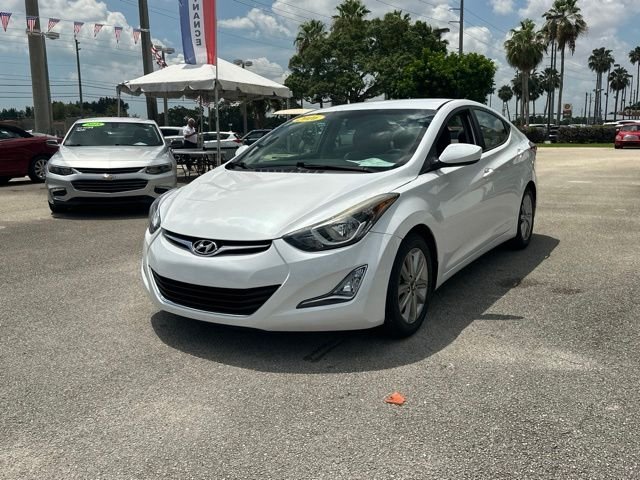 Used 2016 Hyundai Elantra SE with VIN 5NPDH4AE6GH743948 for sale in Stuart, FL
