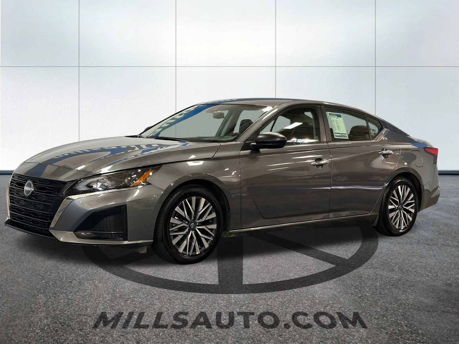 Used 2025 Nissan Altima SV with VIN 1N4BL4DV5SN366805 for sale in Baxter, Minnesota