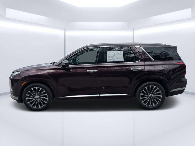 Used 2023 Red Hyundai Calligraphy image 6
