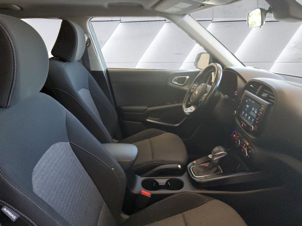 Used 2020 Gray Kia GT-Line image 13