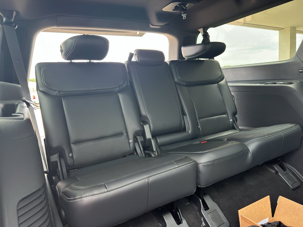 New 2027 Dark Matter Gray Metallic Ford MAX Platinum image 39