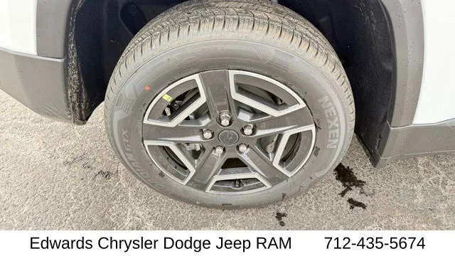 New 2026 White Jeep Laredo image 9