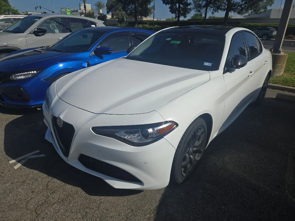 2021 Alfa Romeo Giulia 2.0 Auto AWD's photo
