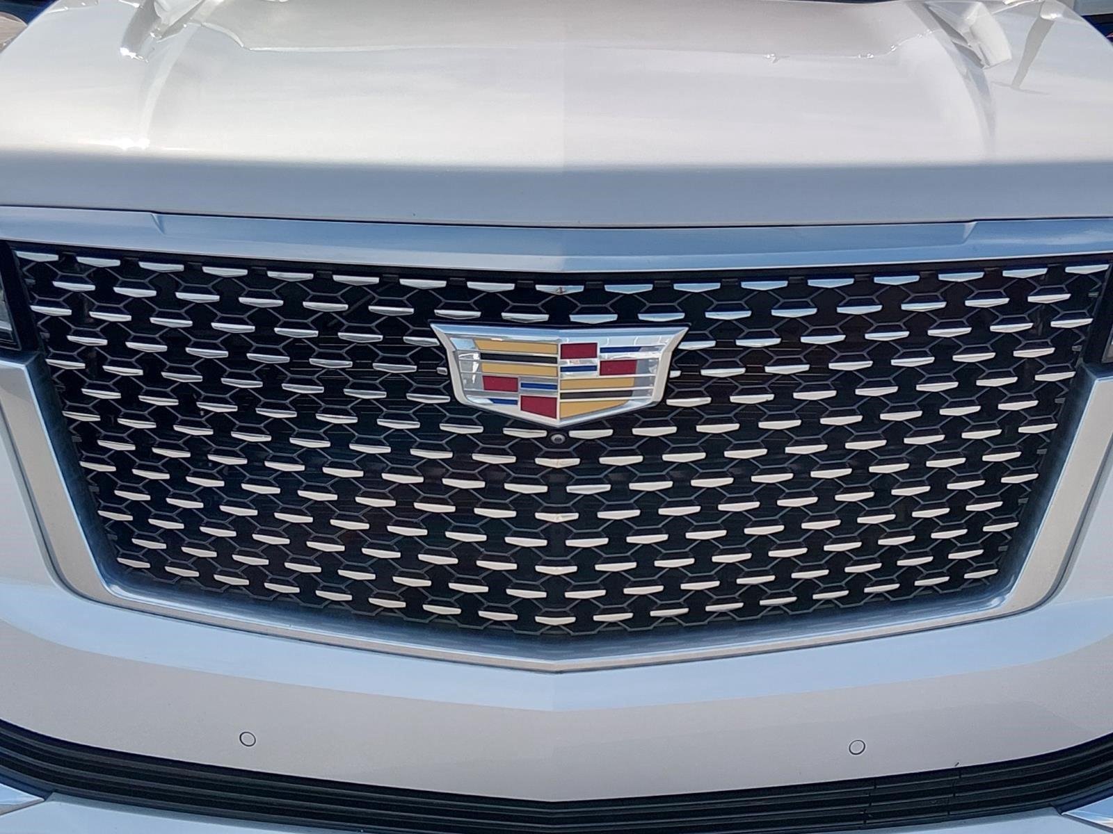 Used 2023 Crystal White Tricoat Cadillac 4WD Premium Luxury image 9