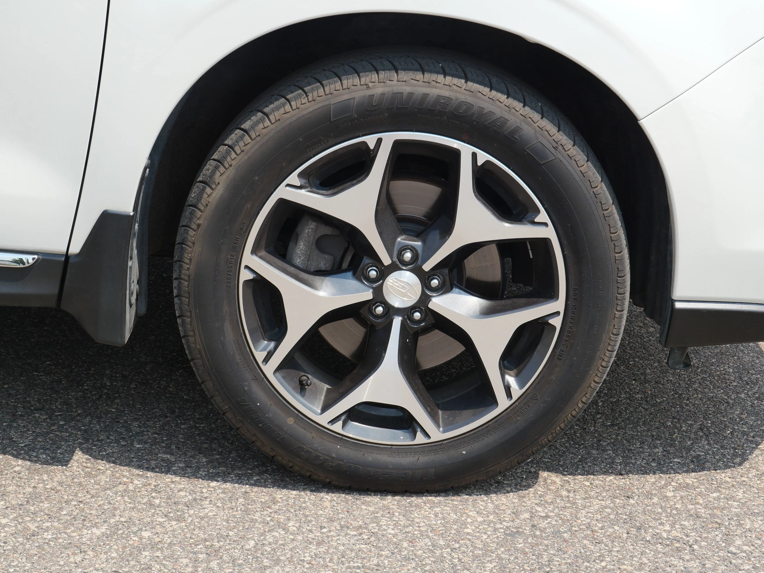 Used 2015 Satin White Pearl Subaru 2.0XT Touring image 15