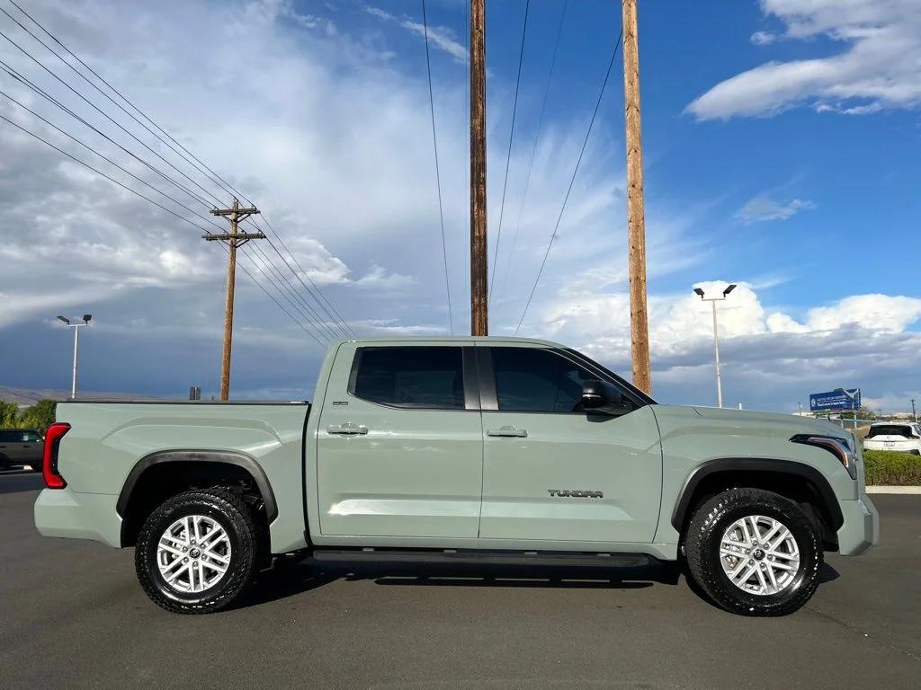 Used 2025 Lunar Toyota SR5 image 4