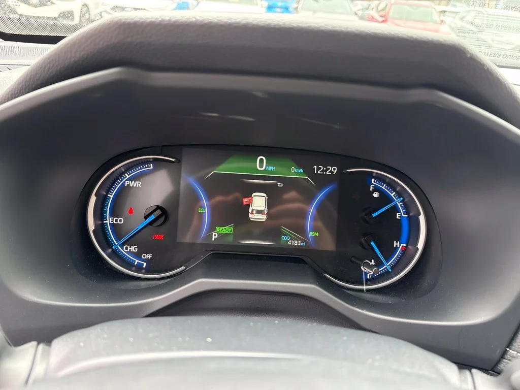 Used 2025 Gray Toyota LE image 18