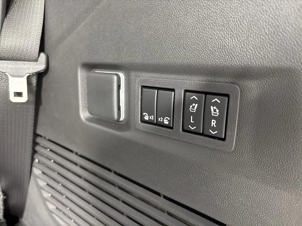 2026 Chevrolet Tahoe Premier - Photo 48