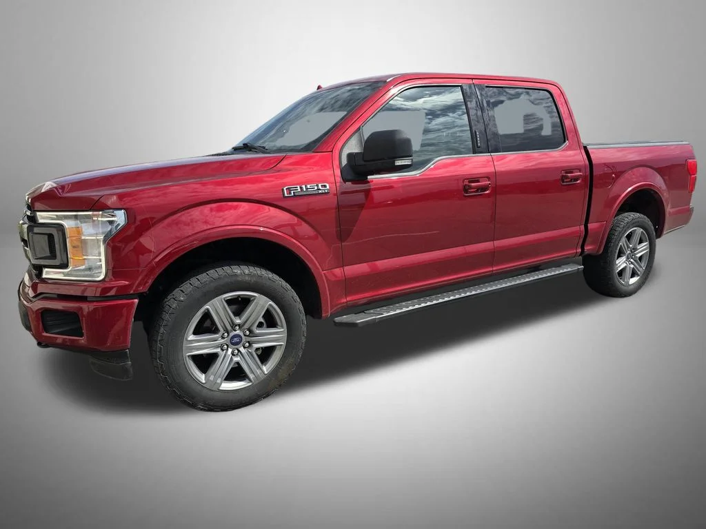 Used 2018 Red Ford XLT image 1