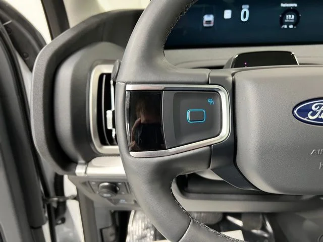 Used 2025 White Ford Active image 25