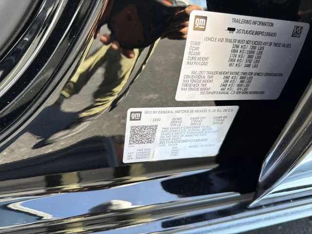 Used 2023 Onyx Black GMC Denali image 33