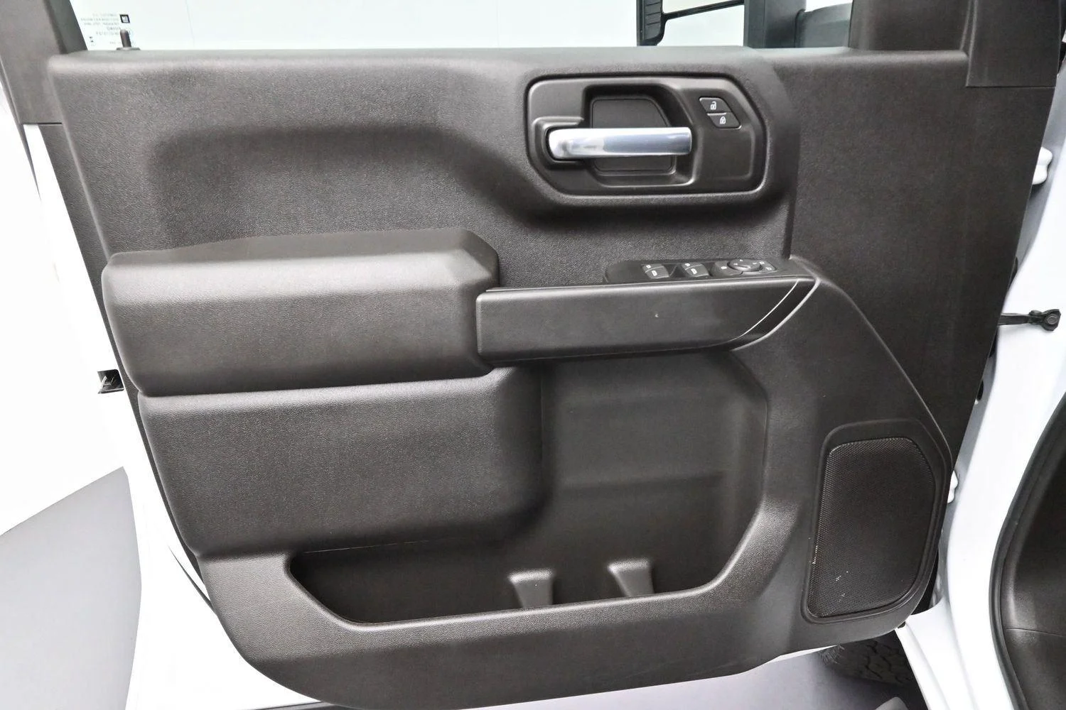 Used 2025 Summit White GMC Pro image 11