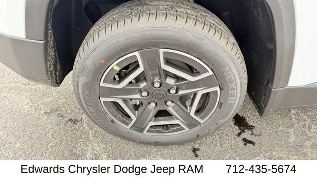 New 2026 Bright White Clearcoat Jeep Laredo image 9