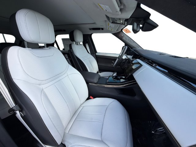 New 2027 Santorini Black Land Rover BATTERSEA image 16
