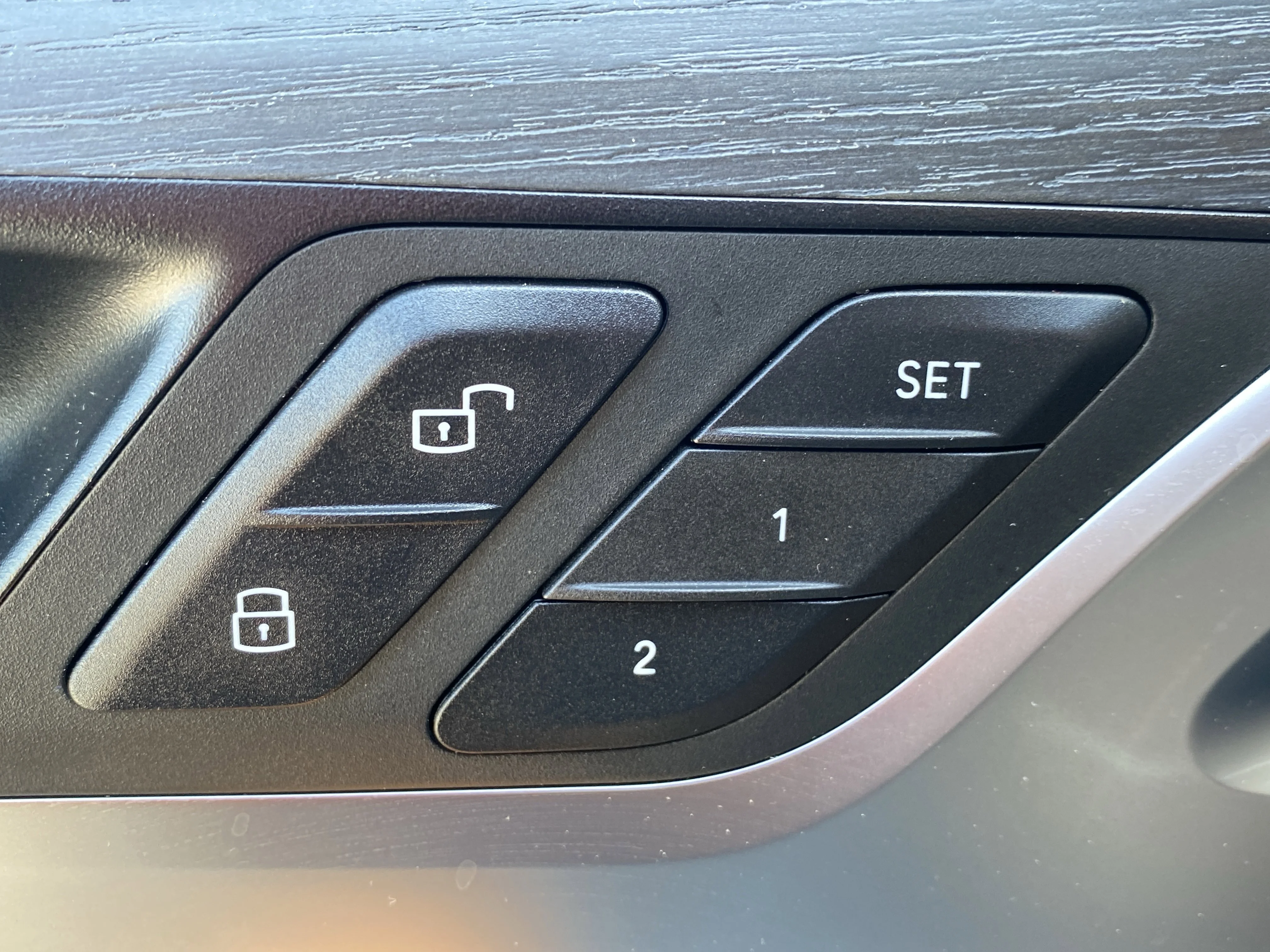 Used 2022 Carbon Black Metallic BMW  image 18