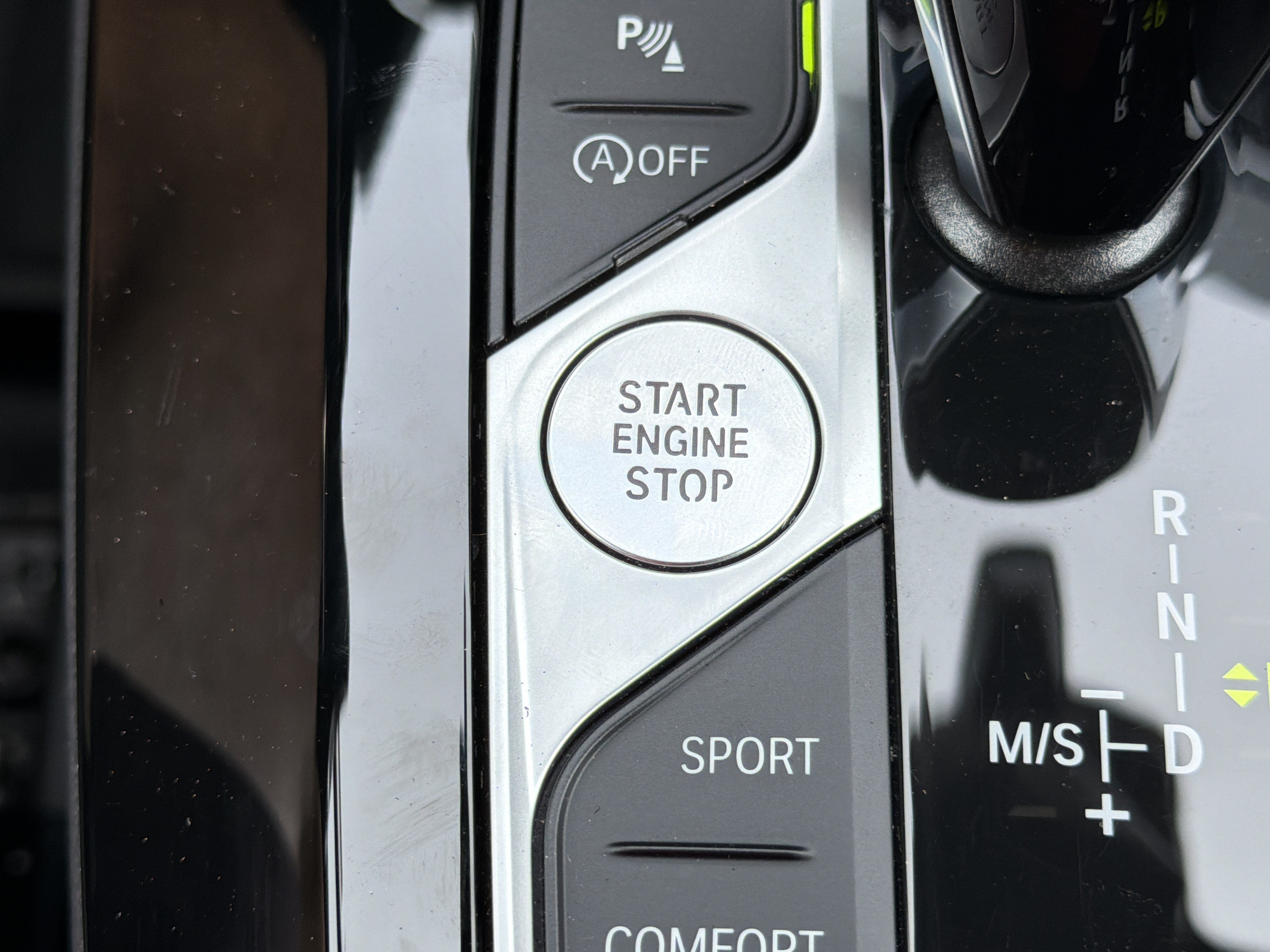 Used 2024 Jet Black BMW sDrive30i image 12
