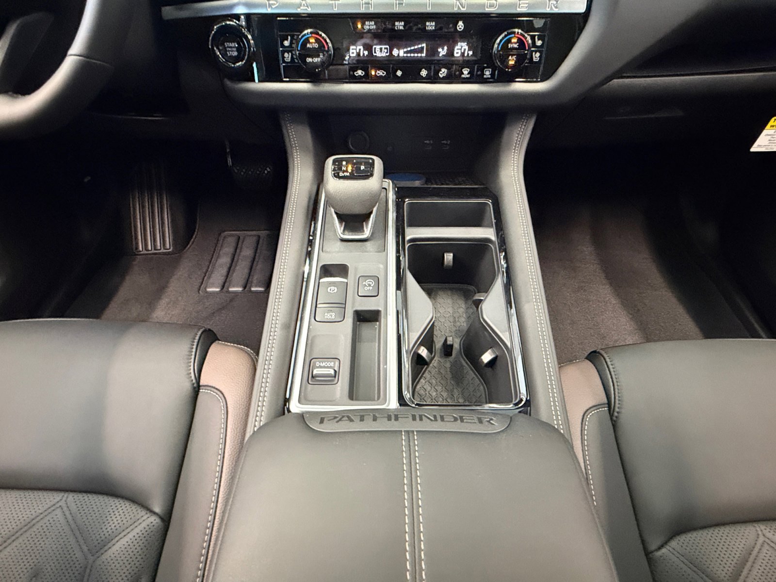 New 2026 Super Black Nissan Platinum image 25