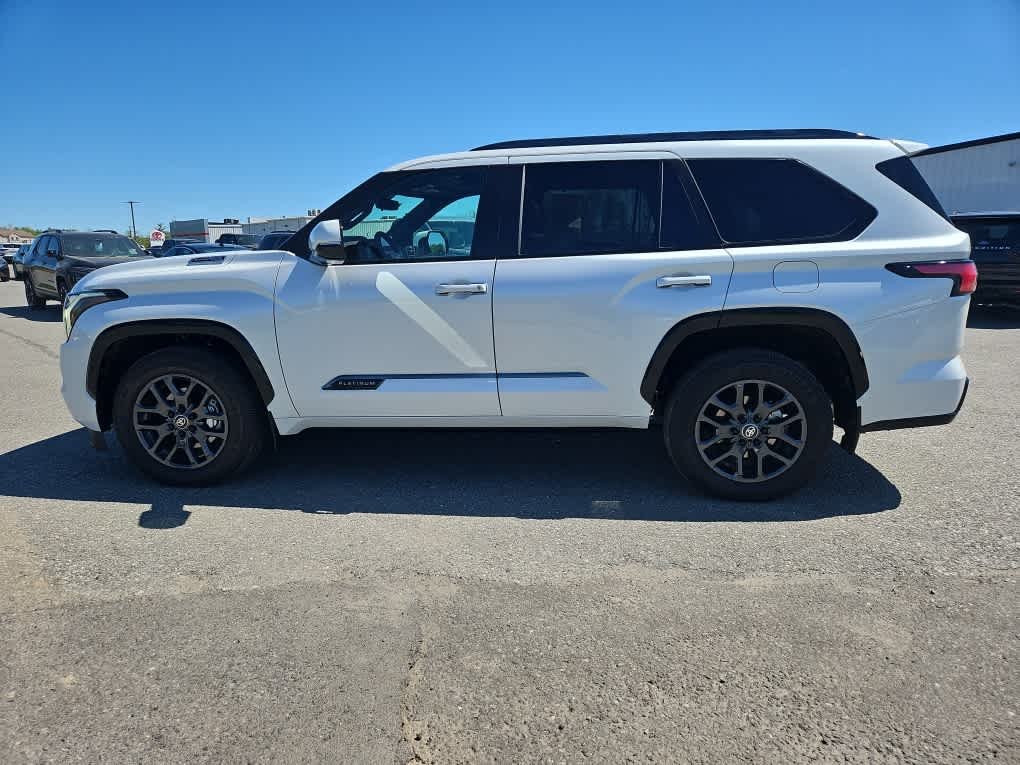 Certified Used 2026 Wind Chill Pearl Toyota Platinum image 4
