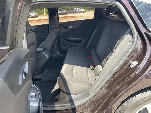 Used 2021 Red Chevrolet LS image 9